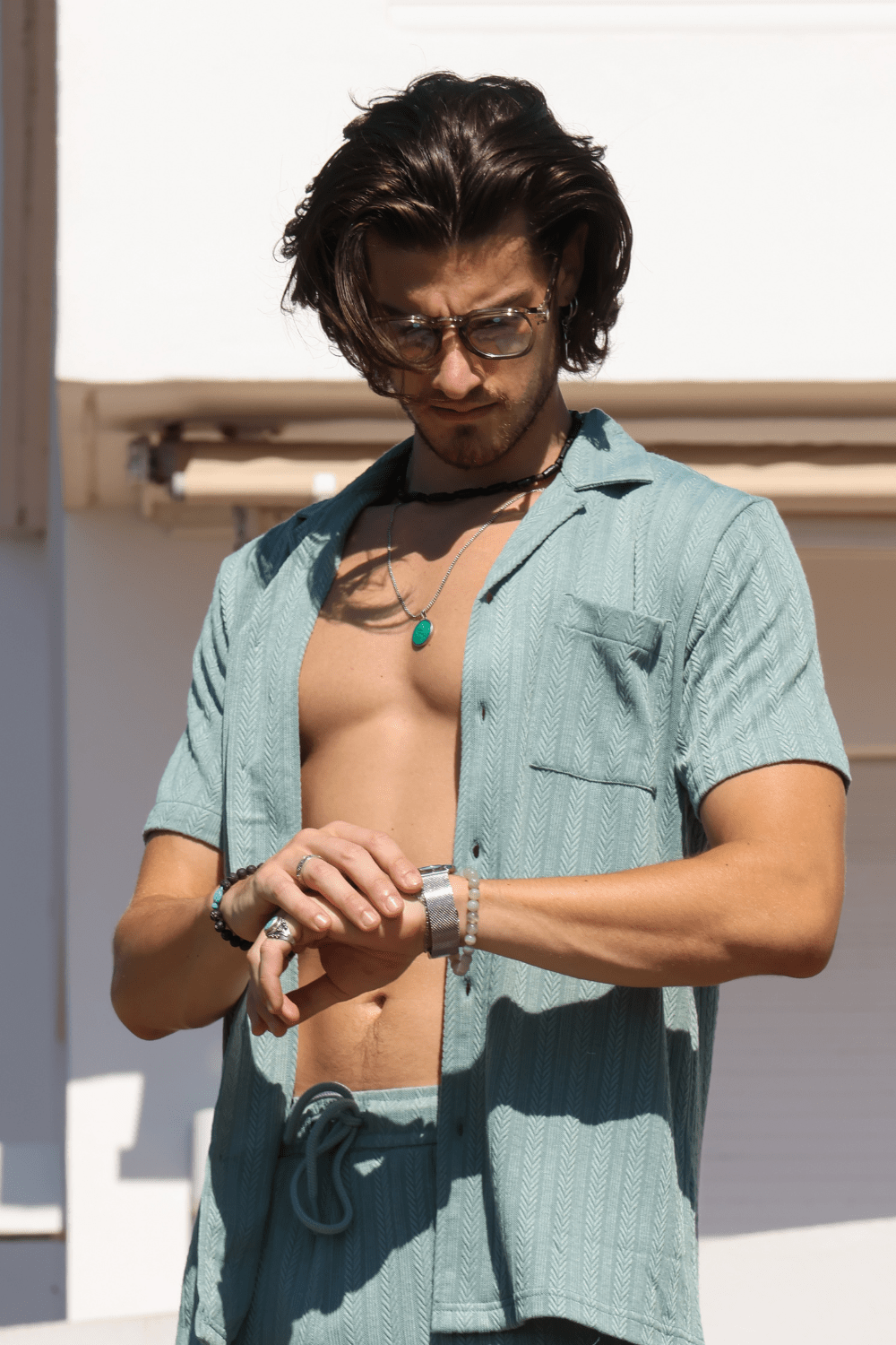 Ensemble pour homme de qualité pas cher.